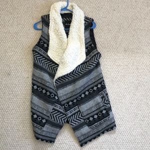 Tribal Sherpa Vest